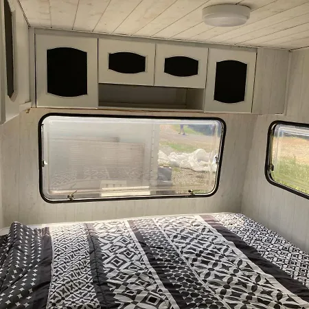 Szálloda Chambre D'hote Dans Caravane *